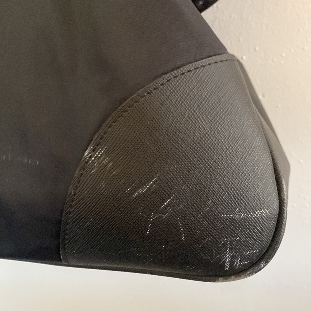 Prada overnight bag - Picture 3 of 16